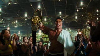 Кадр з фільму Незламний