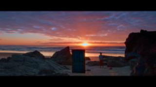 Кадр з фільму Магічні двері