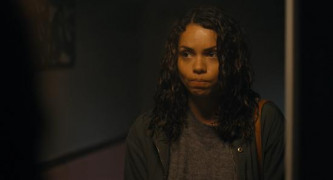 Кадр з фільму Дикунка