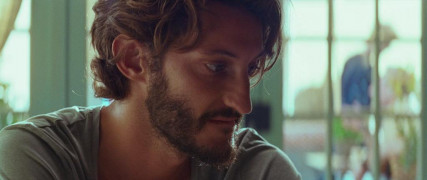 Кадр з фільму Маскарад