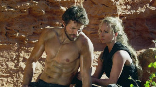 Кадр з фільму Вціліла