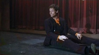 Кадр з фільму Вихід у рай