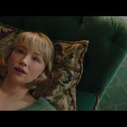 Кадр з фільму Ковтай