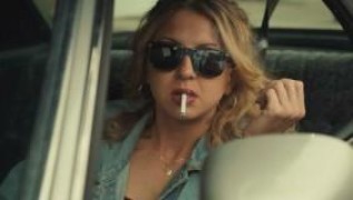 Кадр з фільму Гангста Love