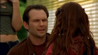 Кадр з фільму Тяжкі гроші