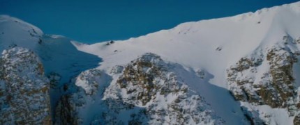 Кадр з фільму Гора між нами