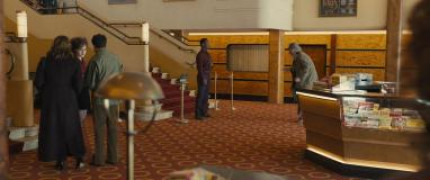 Кадр з фільму Імперія світла