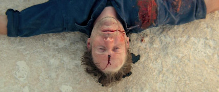 Кадр з фільму Вбий мене тричі