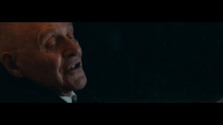 Кадр з фільму Під замком