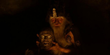 Кадр з фільму Варяг