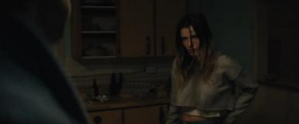 Кадр з фільму Дівчина