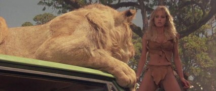 Кадр з фільму Шина - королева джунглів