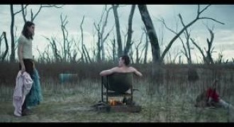 Кадр з фільму Правдива історія банди Келлі