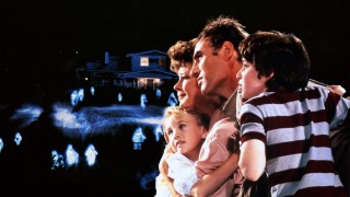 Кадр з фільму Полтергейст 2: Інший бік