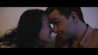 Кадр з фільму У реальному житті