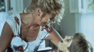 Кадр з фільму Гроші на молоко