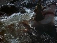 Кадр з фільму Акули 2