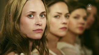 Кадр з фільму Стоптані туфельки