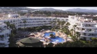 Кадр з фільму Ібіца