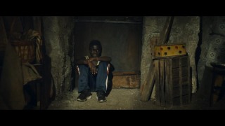 Кадр з фільму Усе життя попереду