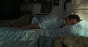 Кадр з фільму Назви мене своїм ім'ям