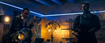 Кадр з фільму Бджоляр