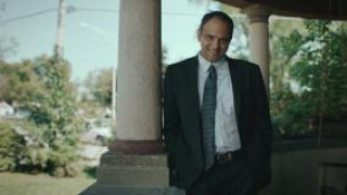 Кадр з фільму Проклятий будинок 2