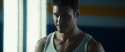 Кадр з фільму Фатальна пристрасть