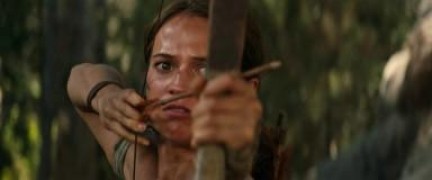 Кадр з фільму Розкрадачка гробниць: Лара Крофт