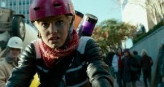 Кадр з фільму Білявка з амбіціями