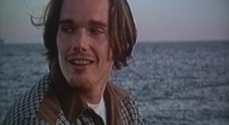 Кадр з фільму Реальність кусається