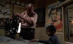 Кадр з фільму Новий кінотеатр «Парадізо»