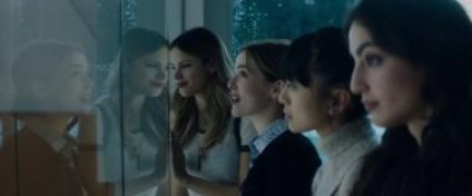 Кадр з фільму Матриця часу