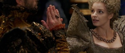 Кадр з фільму Красуня та чудовисько