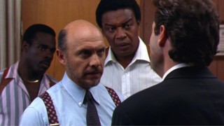 Кадр з фільму Золоті ланцюги