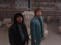 Кадр з фільму Породження пекла