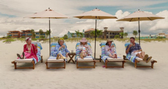 Кадр з фільму Нам за 80 - ми за Бреді