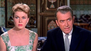 Кадр з фільму Людина, яка забагато знала