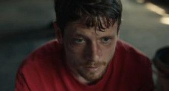 Кадр з фільму Без правил