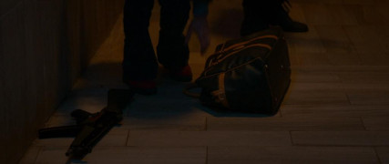 Кадр з фільму Ефект парадокса