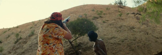 Кадр з фільму Крути пляшку