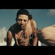 Кадр з фільму Здобич