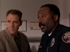 Кадр з фільму Спина до спини