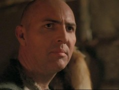 Кадр з фільму Воїни-охоронці