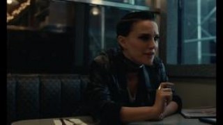 Кадр з фільму Вокс Люкс