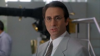 Кадр з фільму Прибуття