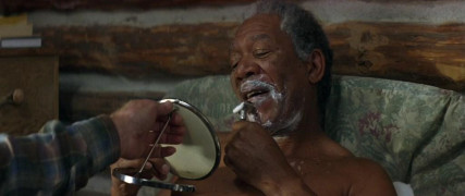 Кадр з фільму Незакінчене життя