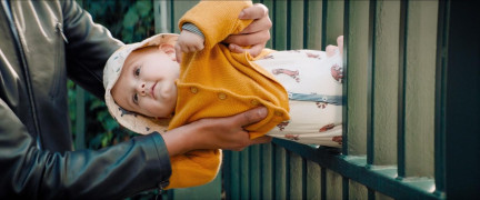 Кадр з фільму Коп на ДРАЙВІ
