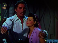 Кадр з фільму Проти всіх прапорів