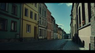 Кадр з фільму Кольори зла: Чорний